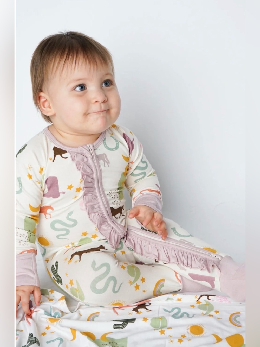 EMERSON and FRIENDS Wild and Free Bamboo Convertible Footie - 6-12M